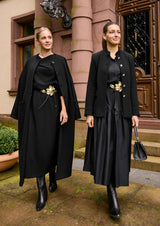 ZANE - Midikleid mit Wasserfallausschnitt